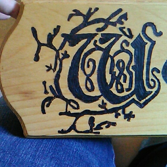 Welcome sign - Picture 2 of 4